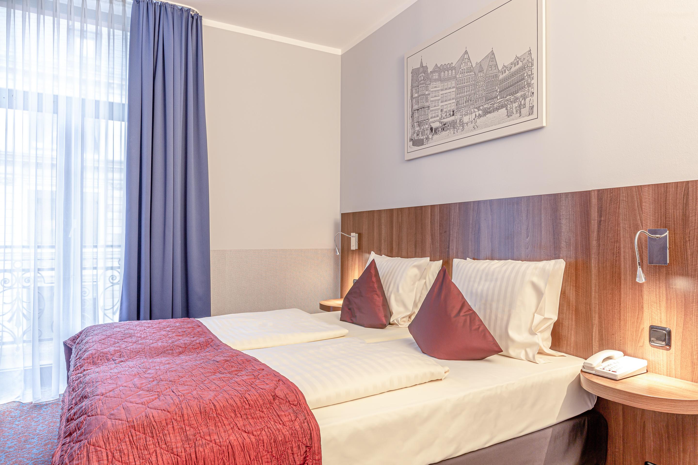 Ramada By Wyndham Frankfurt City Centre Frankfurt am Main Ngoại thất bức ảnh
