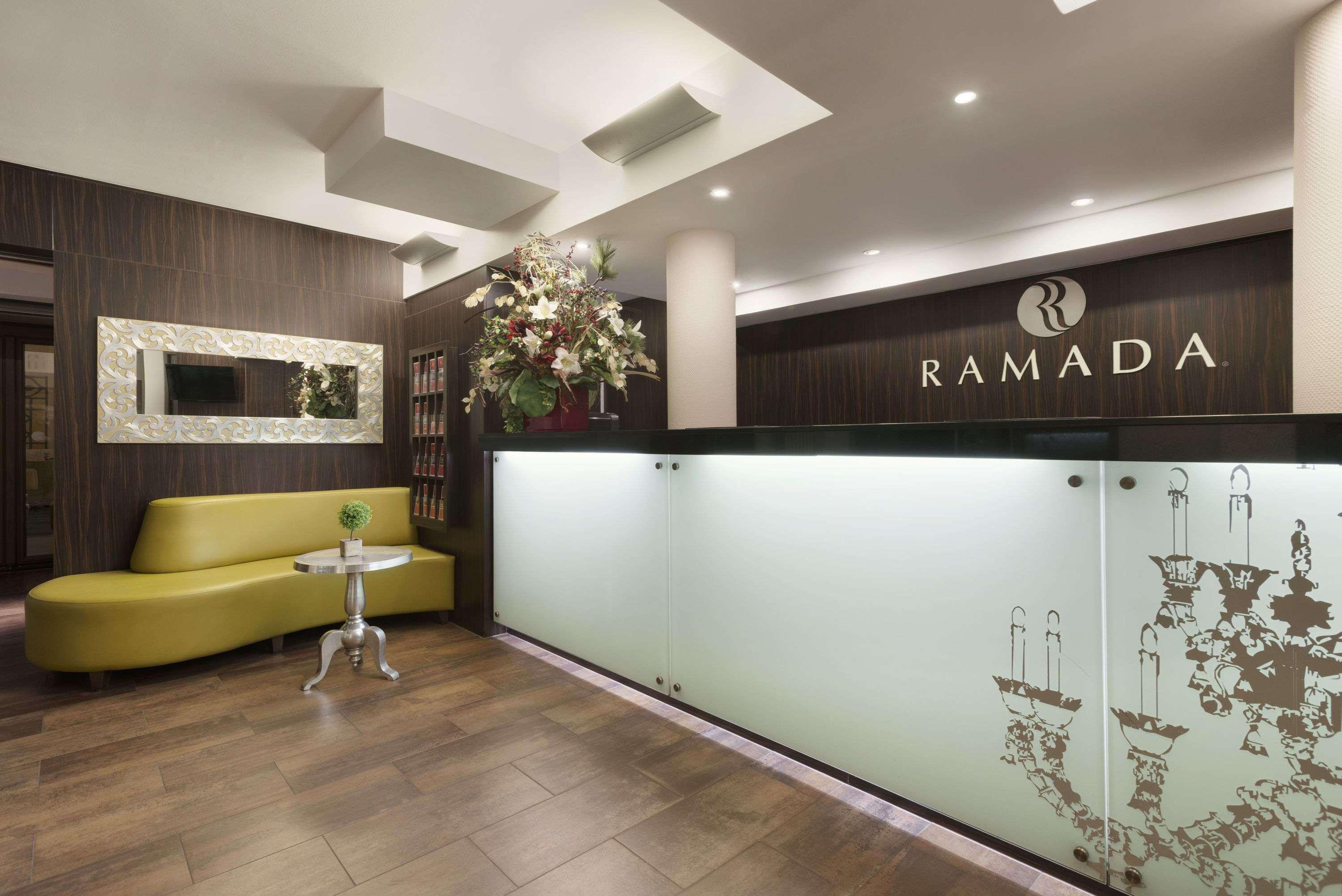 Ramada By Wyndham Frankfurt City Centre Frankfurt am Main Ngoại thất bức ảnh