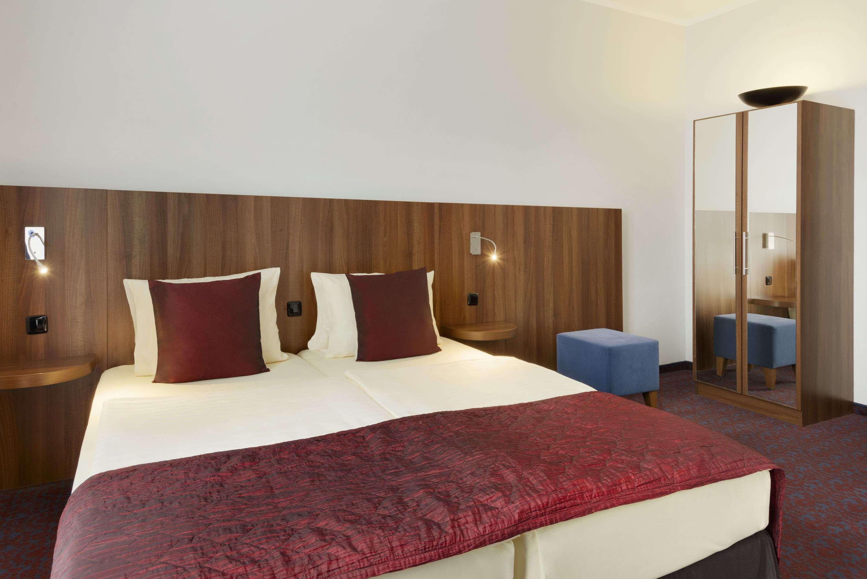 Ramada By Wyndham Frankfurt City Centre Frankfurt am Main Ngoại thất bức ảnh