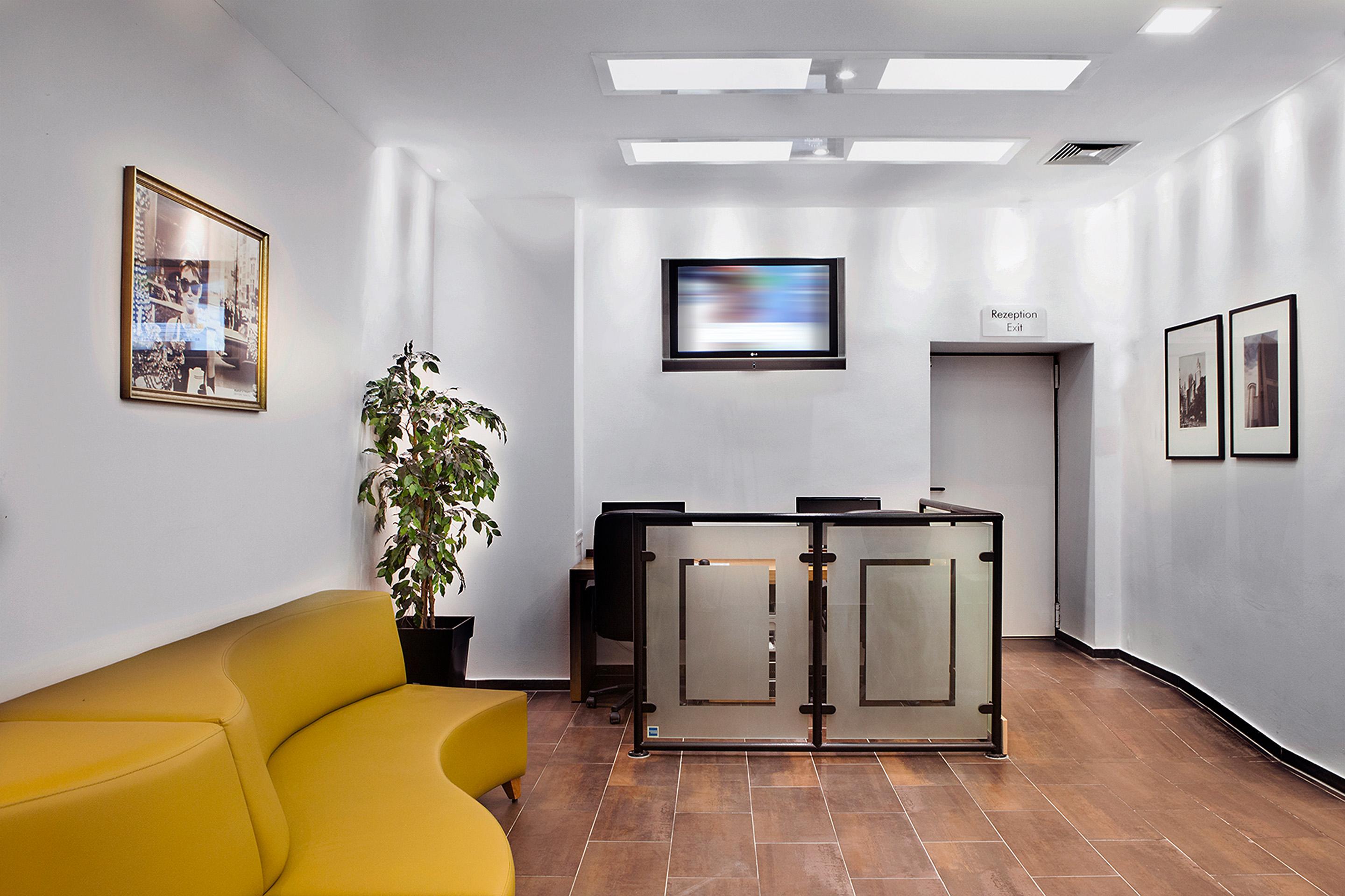 Ramada By Wyndham Frankfurt City Centre Frankfurt am Main Ngoại thất bức ảnh