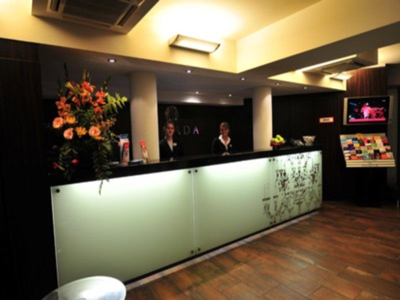 Ramada By Wyndham Frankfurt City Centre Frankfurt am Main Ngoại thất bức ảnh
