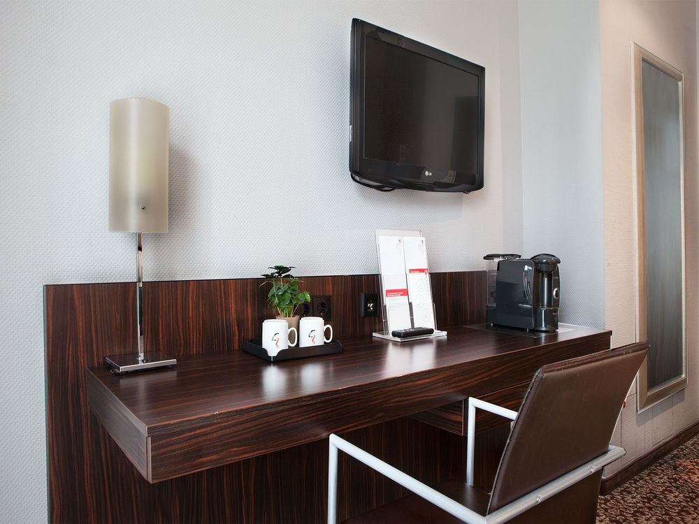Ramada By Wyndham Frankfurt City Centre Frankfurt am Main Ngoại thất bức ảnh