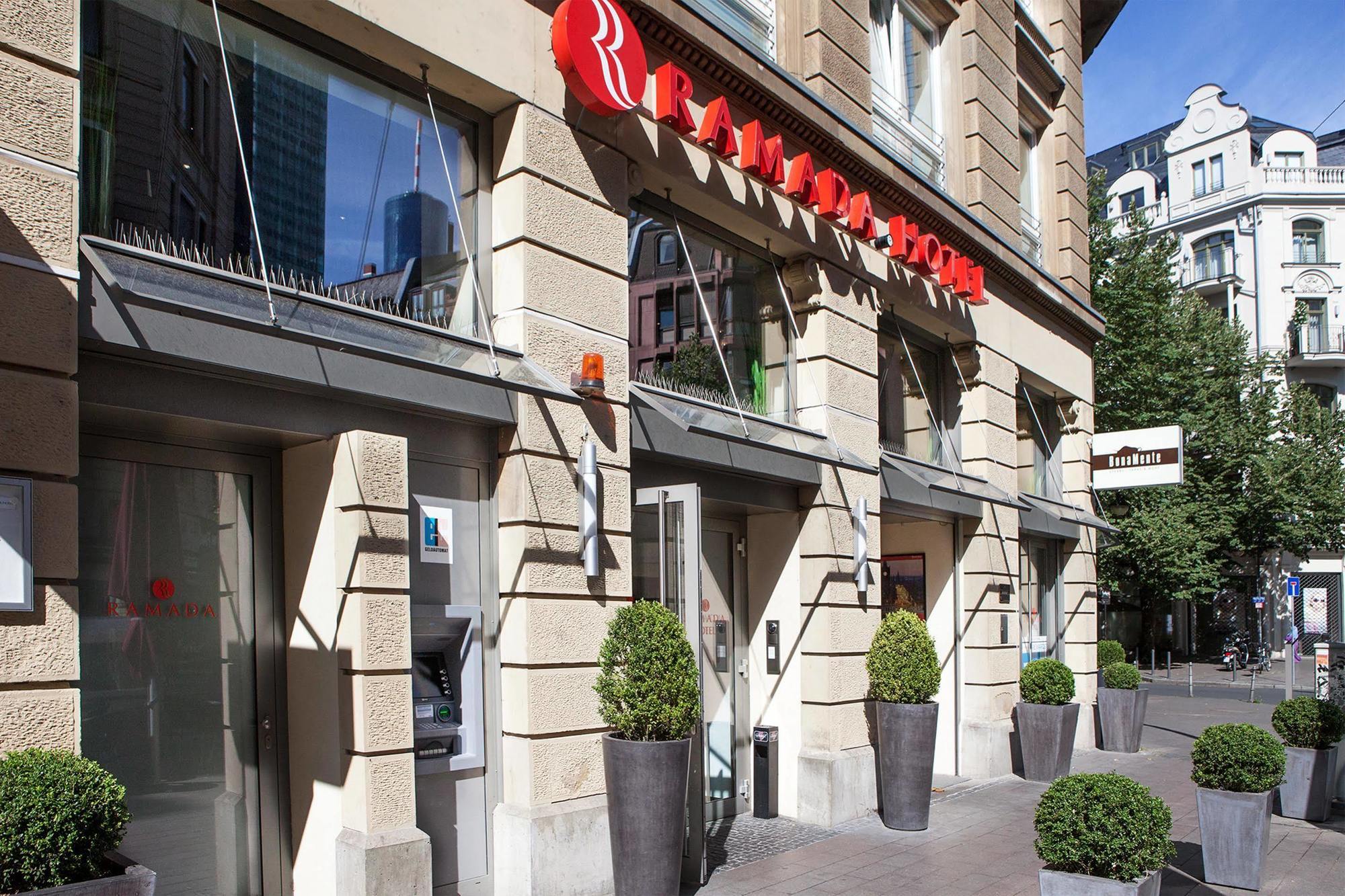 Ramada By Wyndham Frankfurt City Centre Frankfurt am Main Ngoại thất bức ảnh
