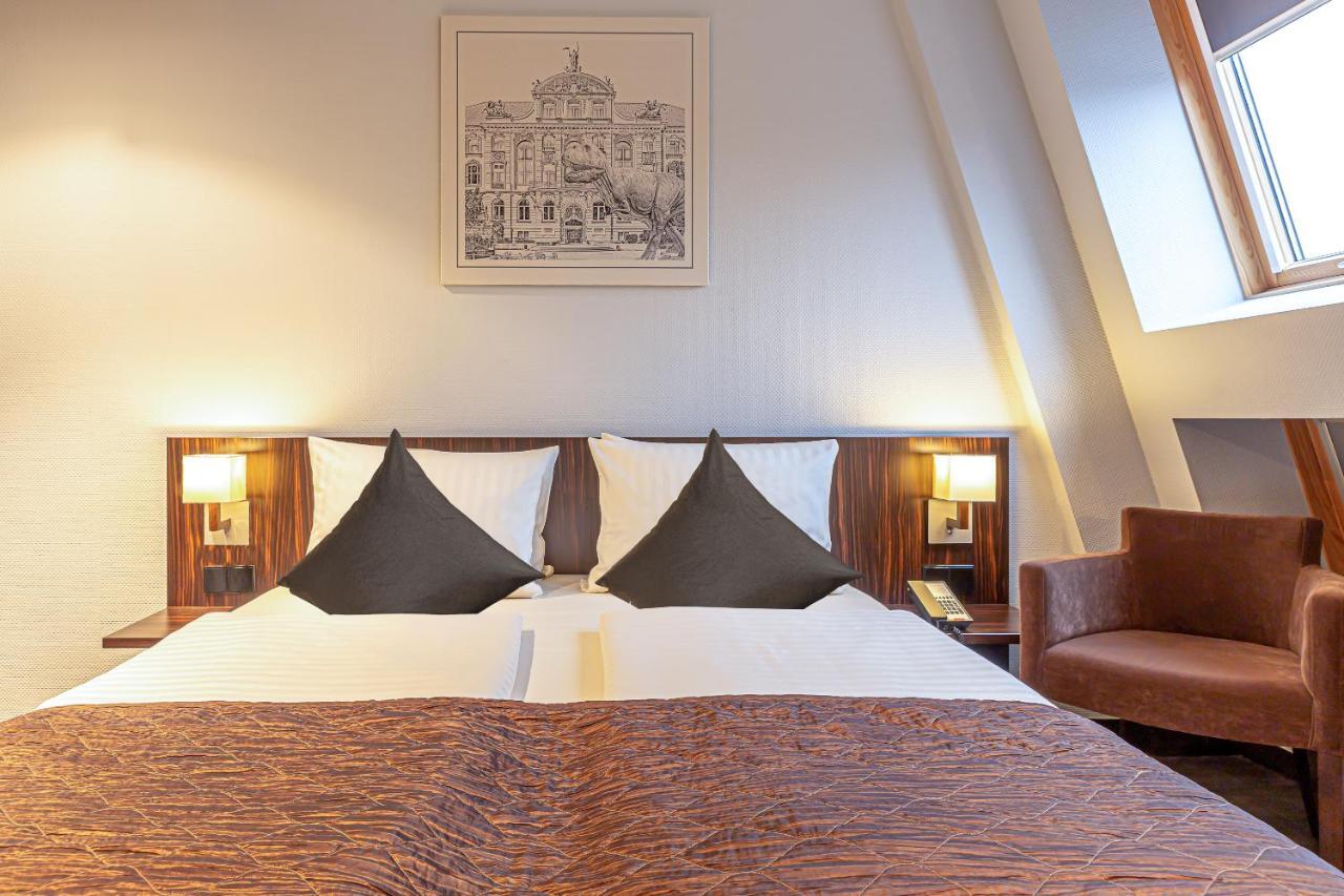 Ramada By Wyndham Frankfurt City Centre Frankfurt am Main Ngoại thất bức ảnh